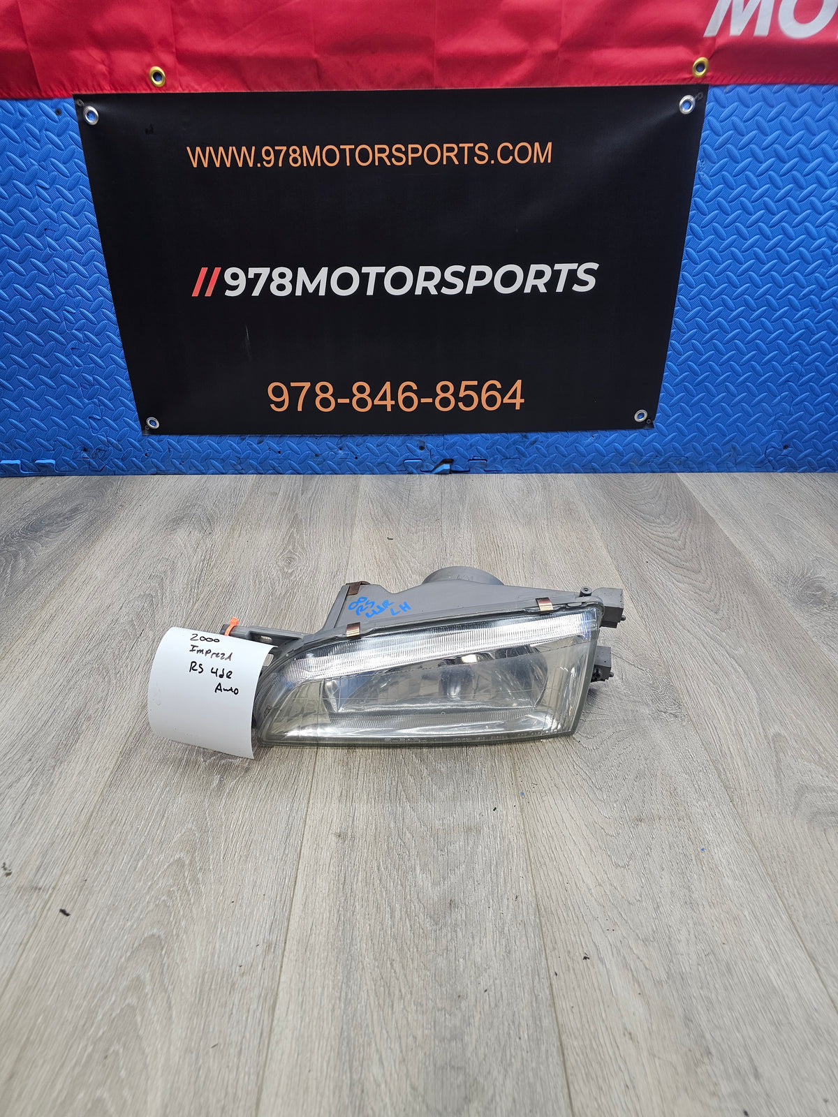 2000-2001 Subaru impreza rs sedan 2.5 left front headlight 84001FA451 image 0