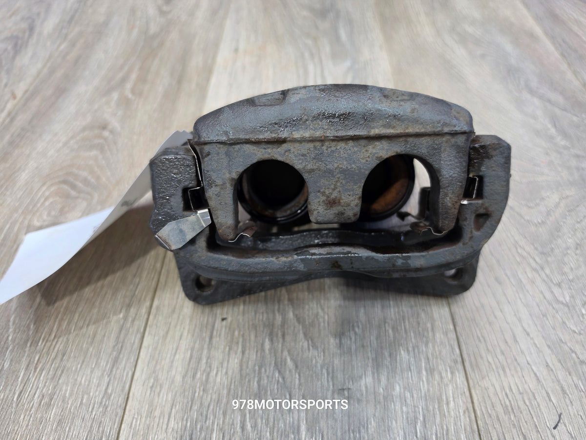 2008-2010 Subaru wrx 2.5 left driver front brake caliper 26292FE011 image 1