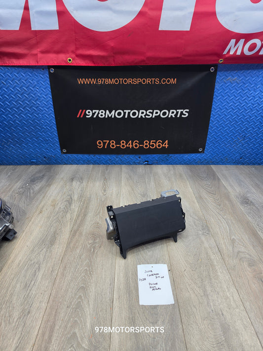 2018-2023 Subaru crosstrek 2.0 driver knee airbag 98301FL041VH 132k image 0