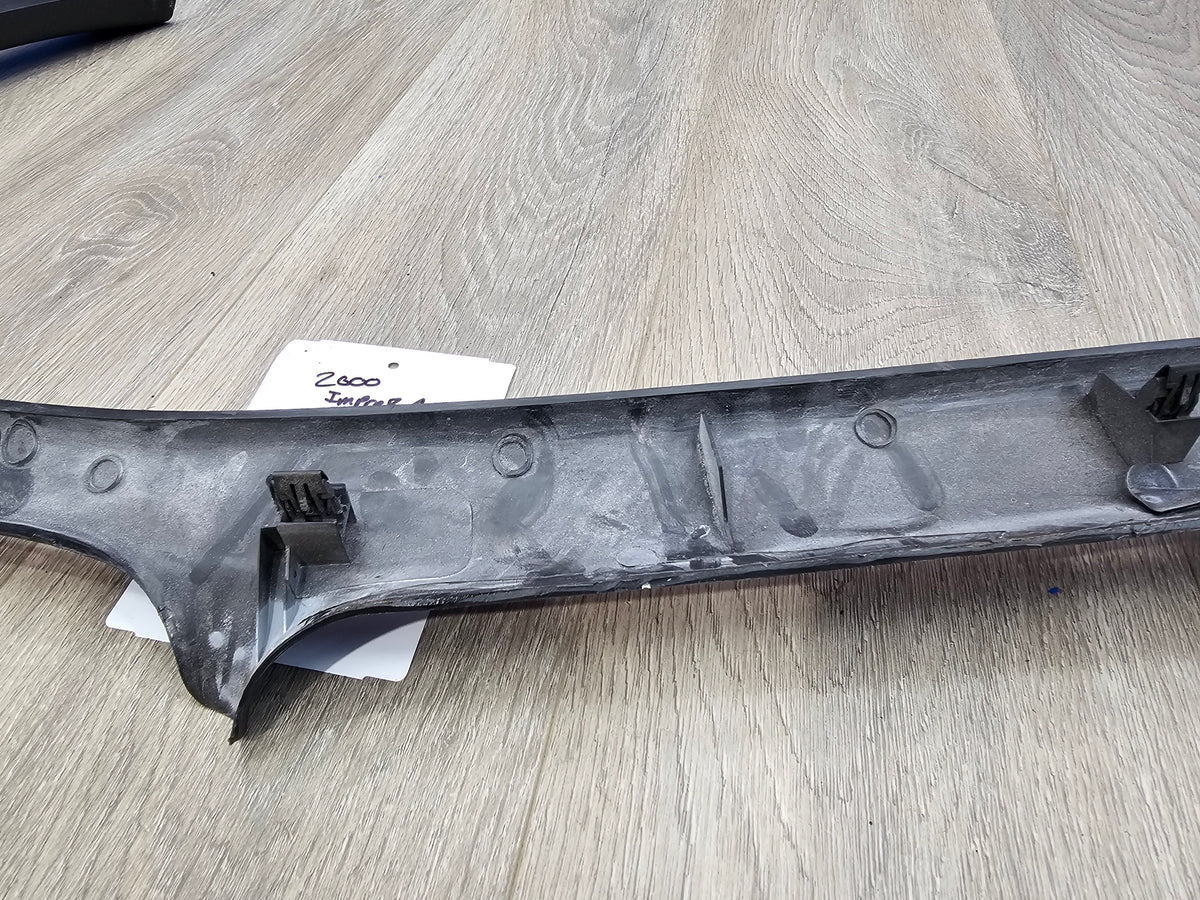 2000-2001 Subaru impreza rs sedan 2.5 left driver upper pillar trim panel  image 6