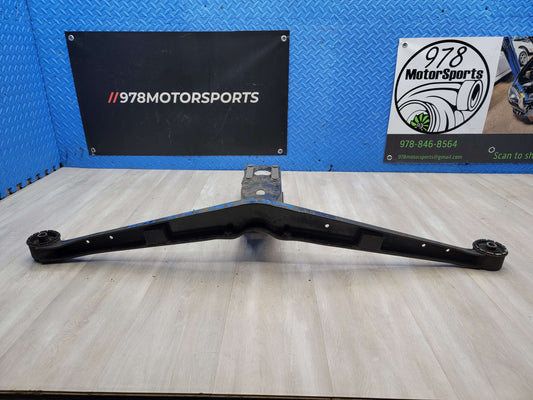 2004 Subaru impreza wrx sti ej257 oem rear outrigger frame assembly  image 0
