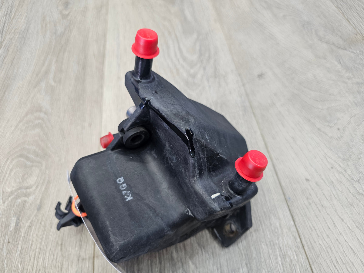 2005-2009 Subaru Legacy outback xt 2.5 coolant expansion tank 21132AA121 144k image 6