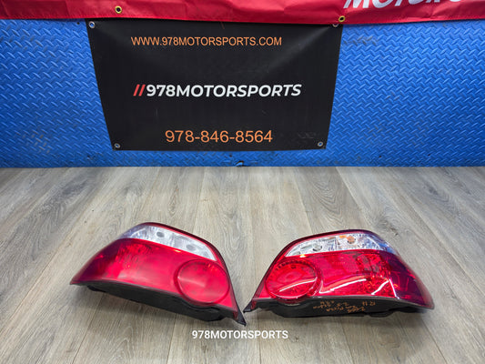 2004-2005 Subaru wrx sedan tail light set