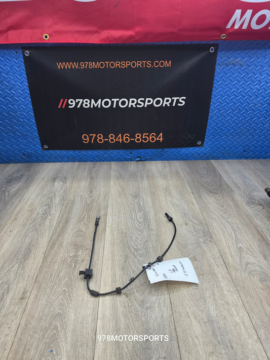 2008-2014 Subaru wrx 2.5 left driver rear abs speed sensor 27540FG041 123k