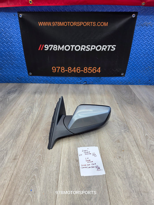 2019-2024 chevy Malibu 1.5 LT left driver door mirror 84705505 130H