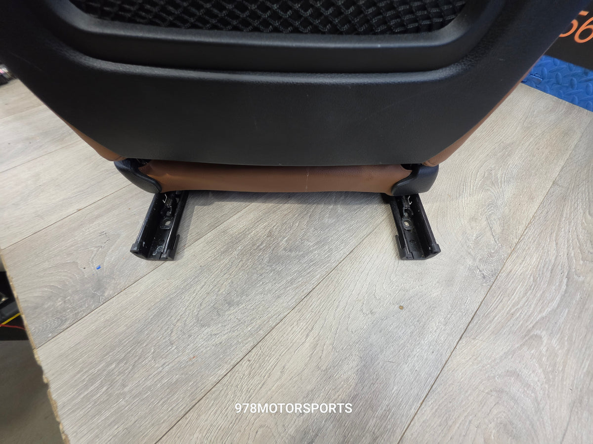 2017 bmw 330i GT right passenger front sport seat
