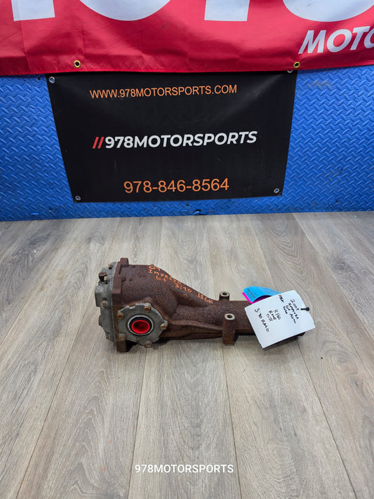 2008-2014 Subaru wrx 2.5 M/T 3:90 rear differential carrier 27011AB151 186k image 0