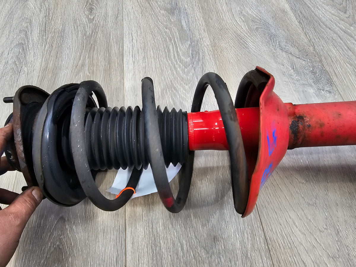 2000-2001 Subaru impreza sedan rs 2.5 KYB AGX left driver front strut shock  image 8