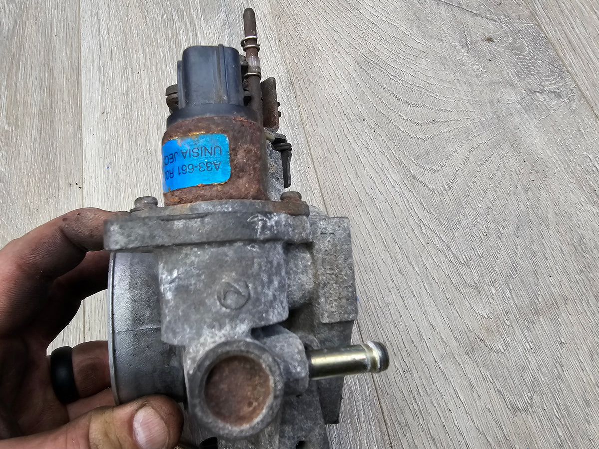 2000-2001 Subaru impreza rs sedan 2.5 Throttlebody 16114AA830 image 6