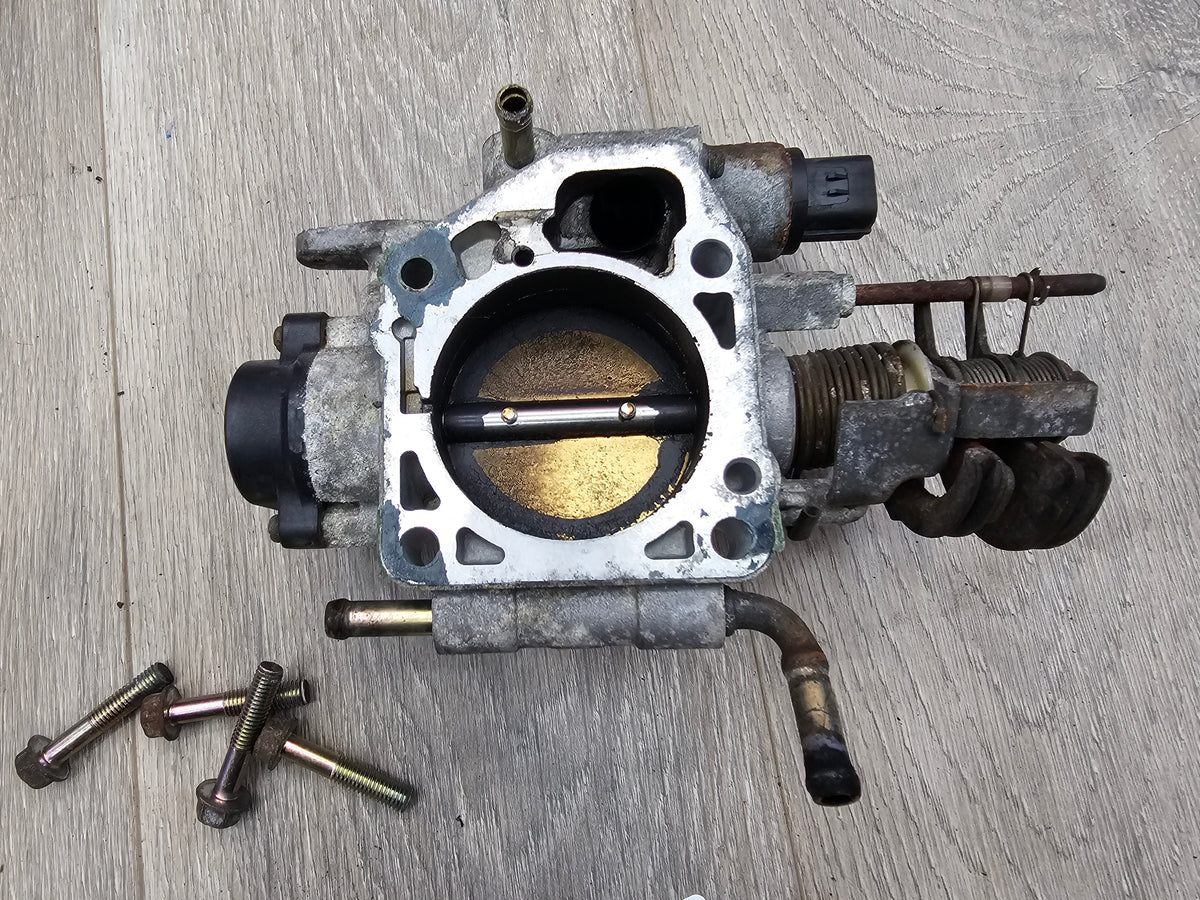 2000-2001 Subaru impreza rs sedan 2.5 Throttlebody 16114AA830 image 7