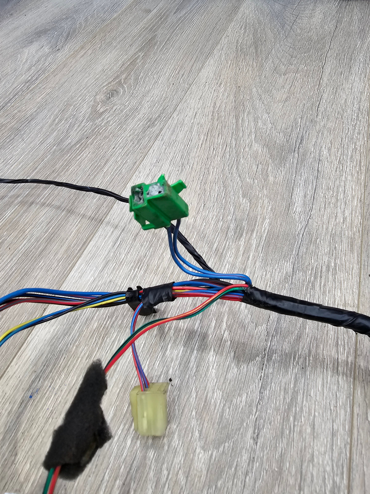 2000-2001 Subaru impreza rs sedan 2.5 right passenger front door wire harness  image 9