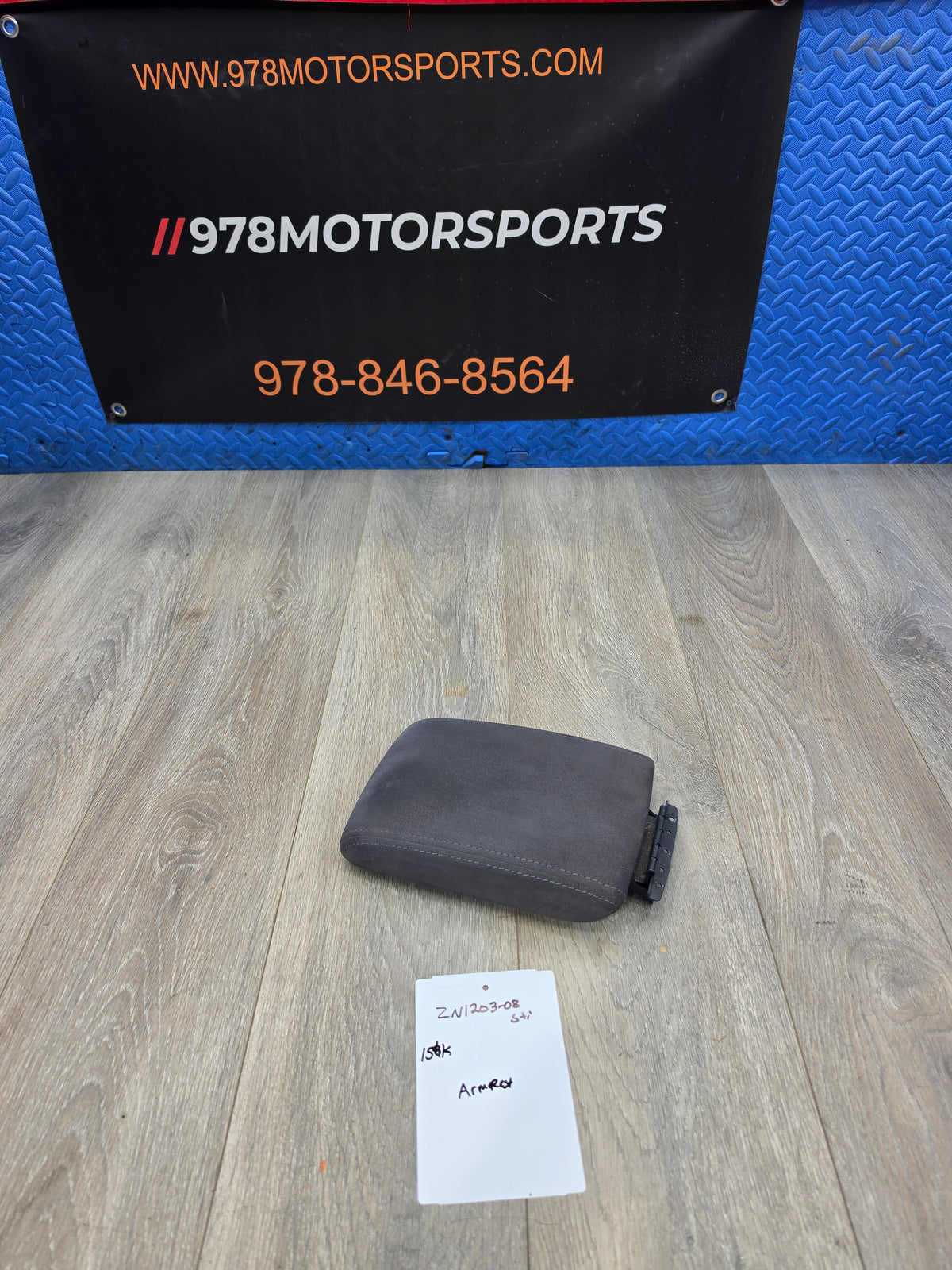 2008-2010 Subaru wrx sti 2.5 center console Alcantara Armrest 156k image 0