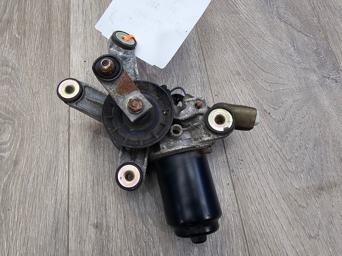 2000-2001 Subaru impreza rs sedan 2.5 windshield wiper motor 86511FC020 image 6