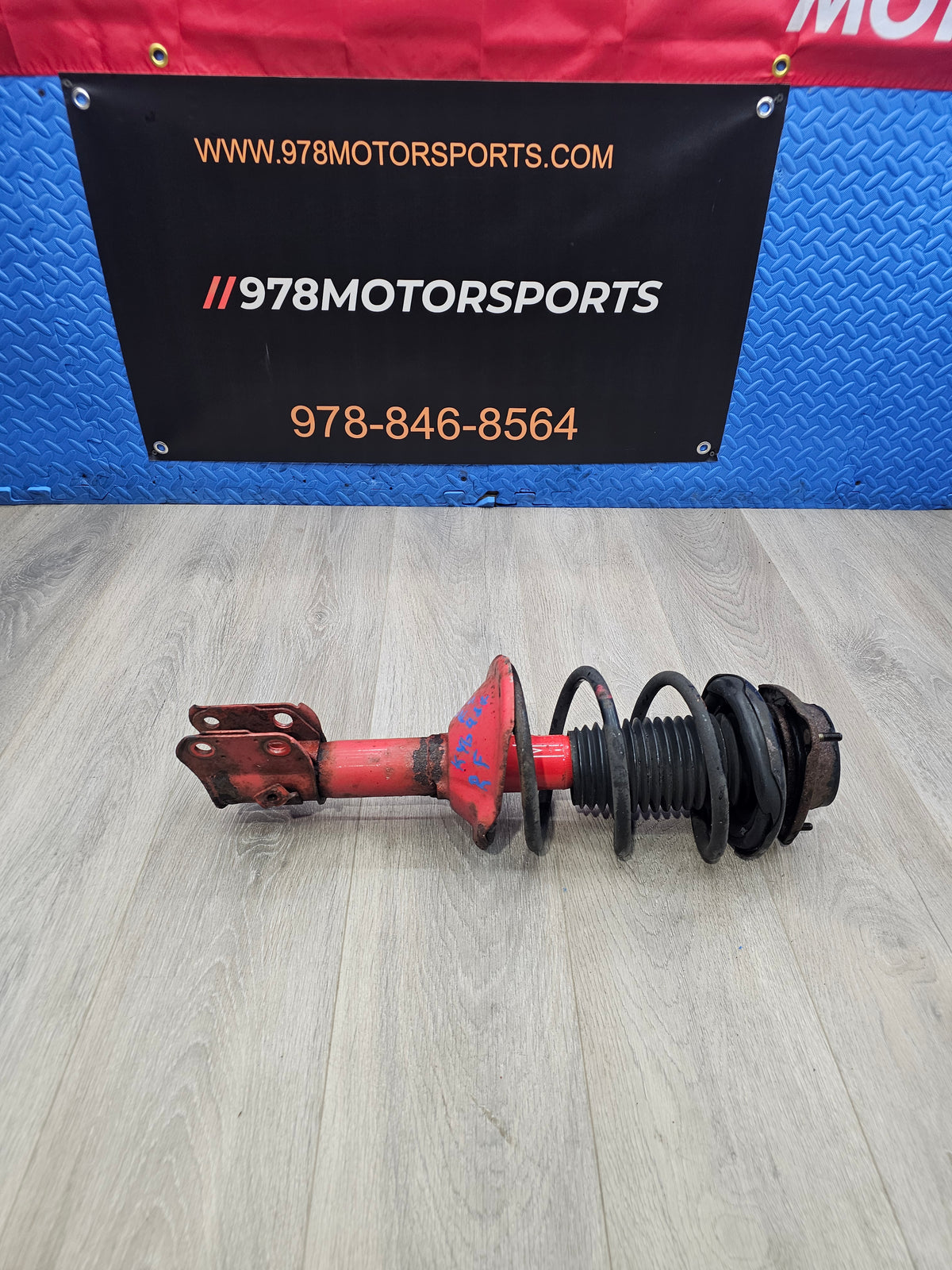 2000-2001 Subaru impreza sedan rs 2.5 KYB AGX right passenger front strut shock  image 0