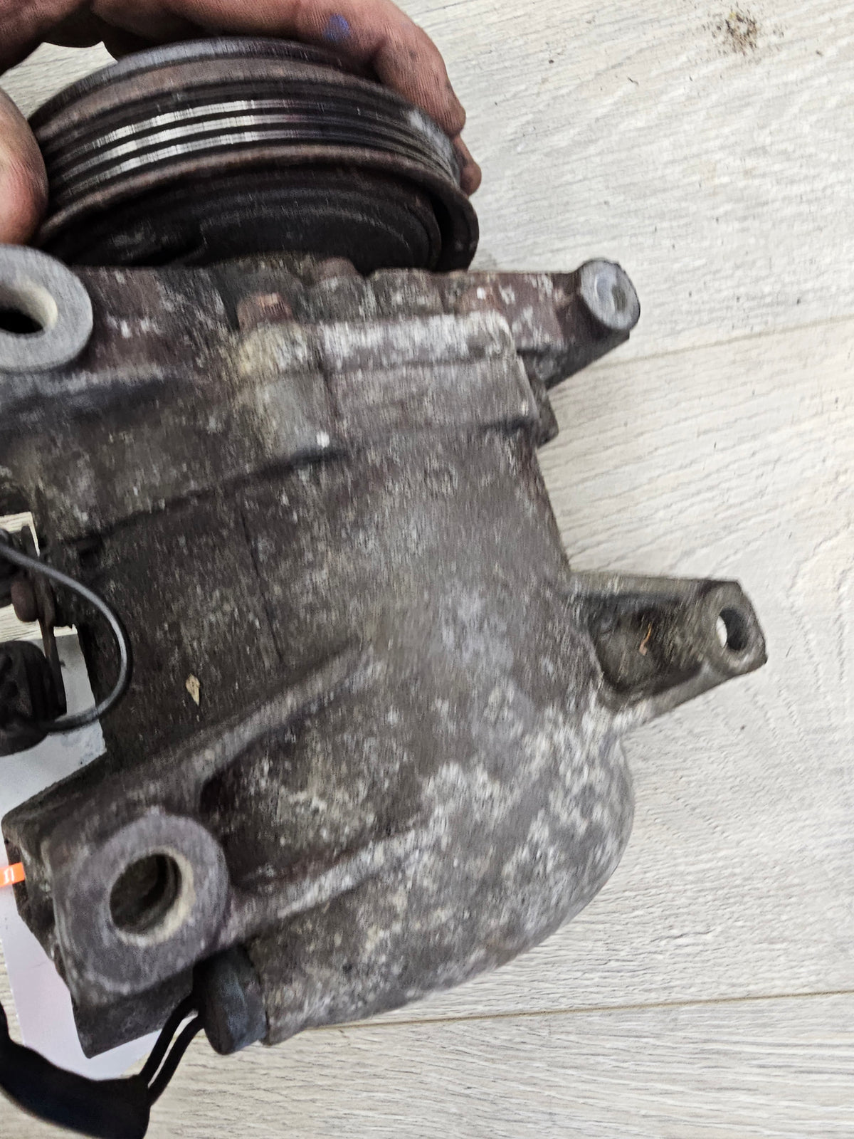 2000-2001 Subaru impreza rs sedan 2.5 ac compressor 73111FA132  image 6