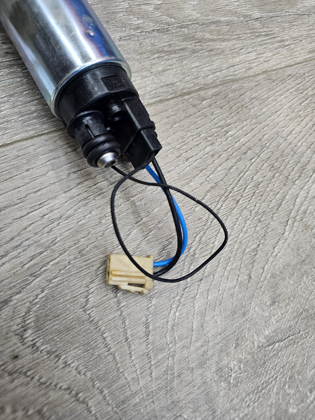 2008-2014 Subaru wrx 2.5 walbro gss342 255lph fuel pump  image 2