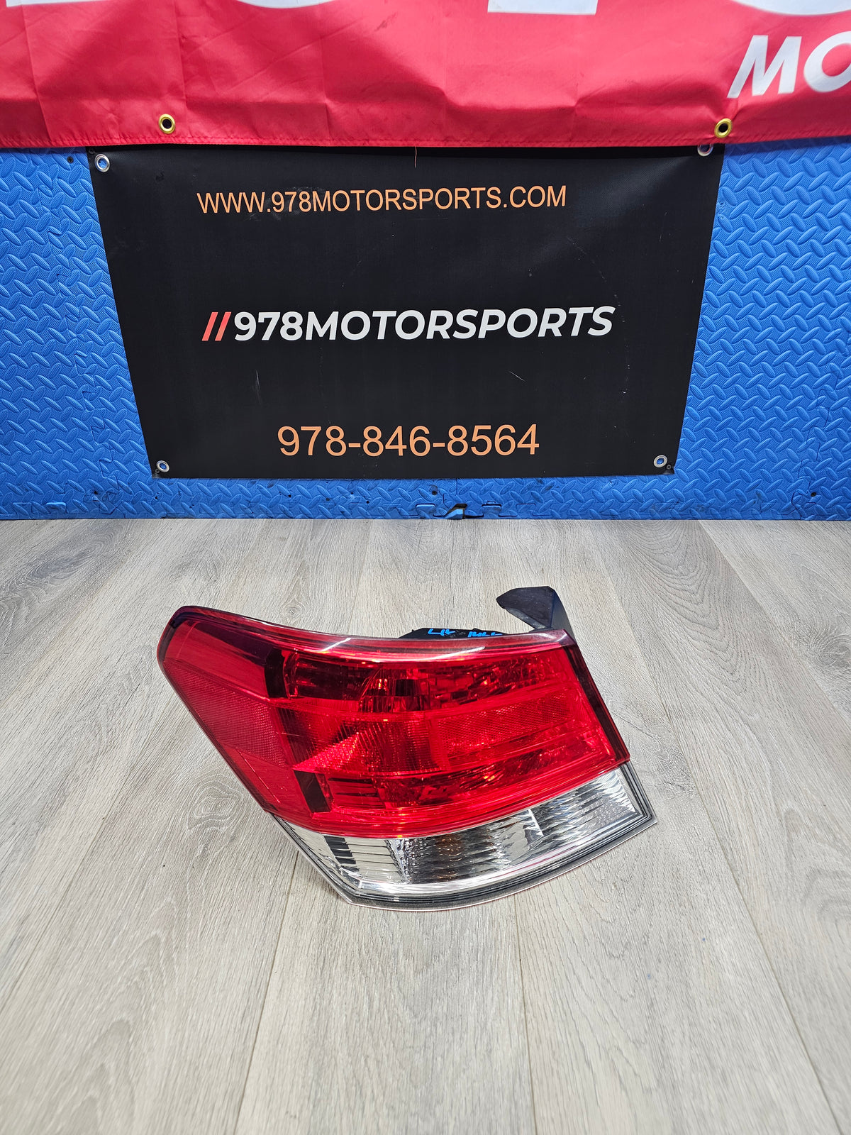 2010-2014 Subaru legacy seda 2.5 left driver tail light 84912AJ01A image 0
