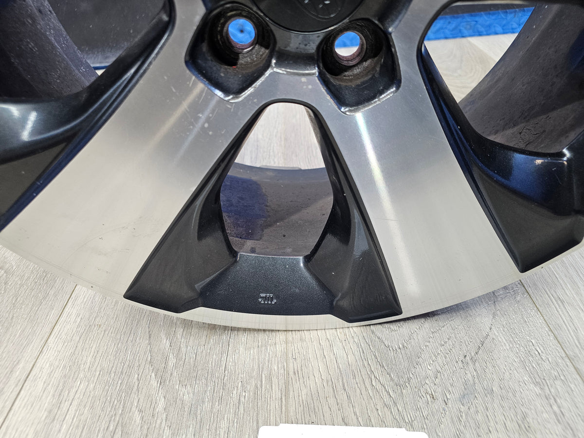 2014-2016 Subaru crosstrek XV hybrid 2.0 17x7 alloy wheel  [B] 28111FJ090 image 1