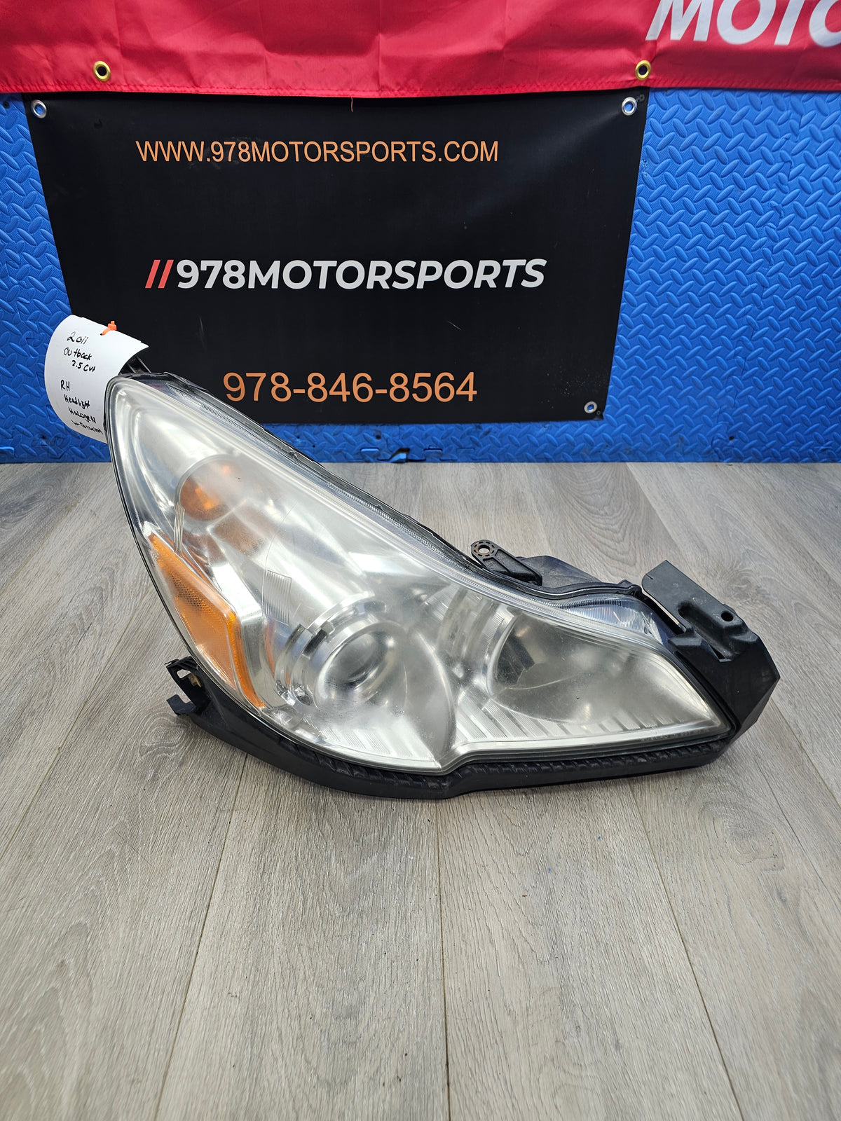 2010-2011 Subaru outback 2.5 right passenger headlight 84001AJ00B image 0