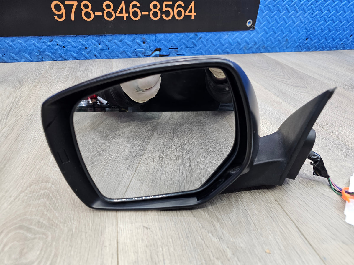 2013-2014 subaru outback 2.5 limited SAP left driver door mirror  image 5