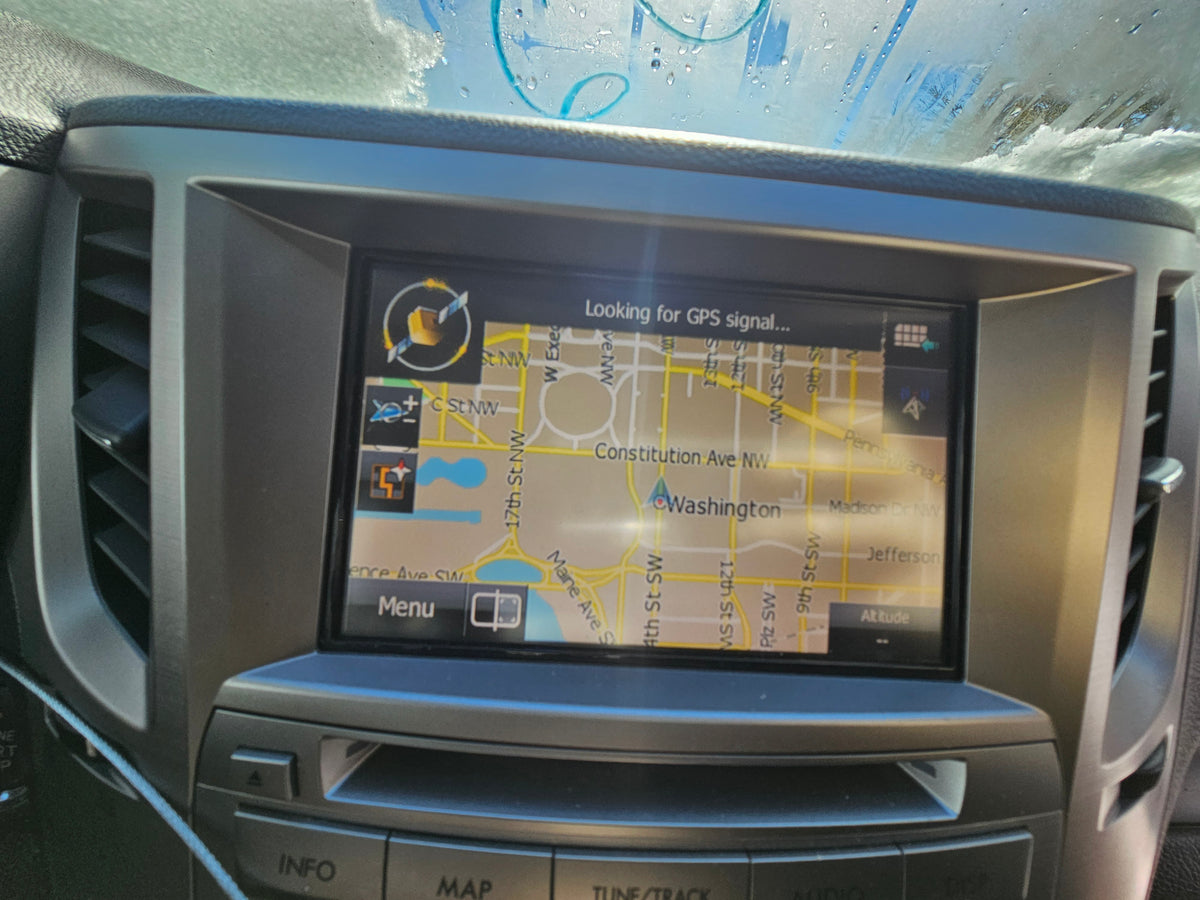 2013 Subaru outback 2.5 limited oem navigation radio 86271AJ67A image 0