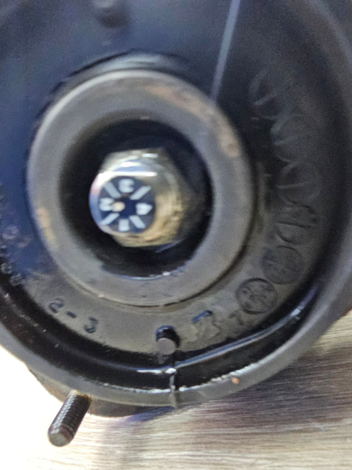 2000-2001 Subaru impreza sedan rs 2.5 KYB AGX left driver front strut shock  image 10