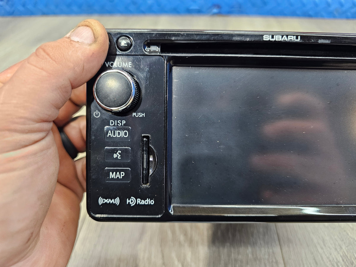2015 Subaru wrx 2.0 oem navagation radio 86271VA620 70k image 4