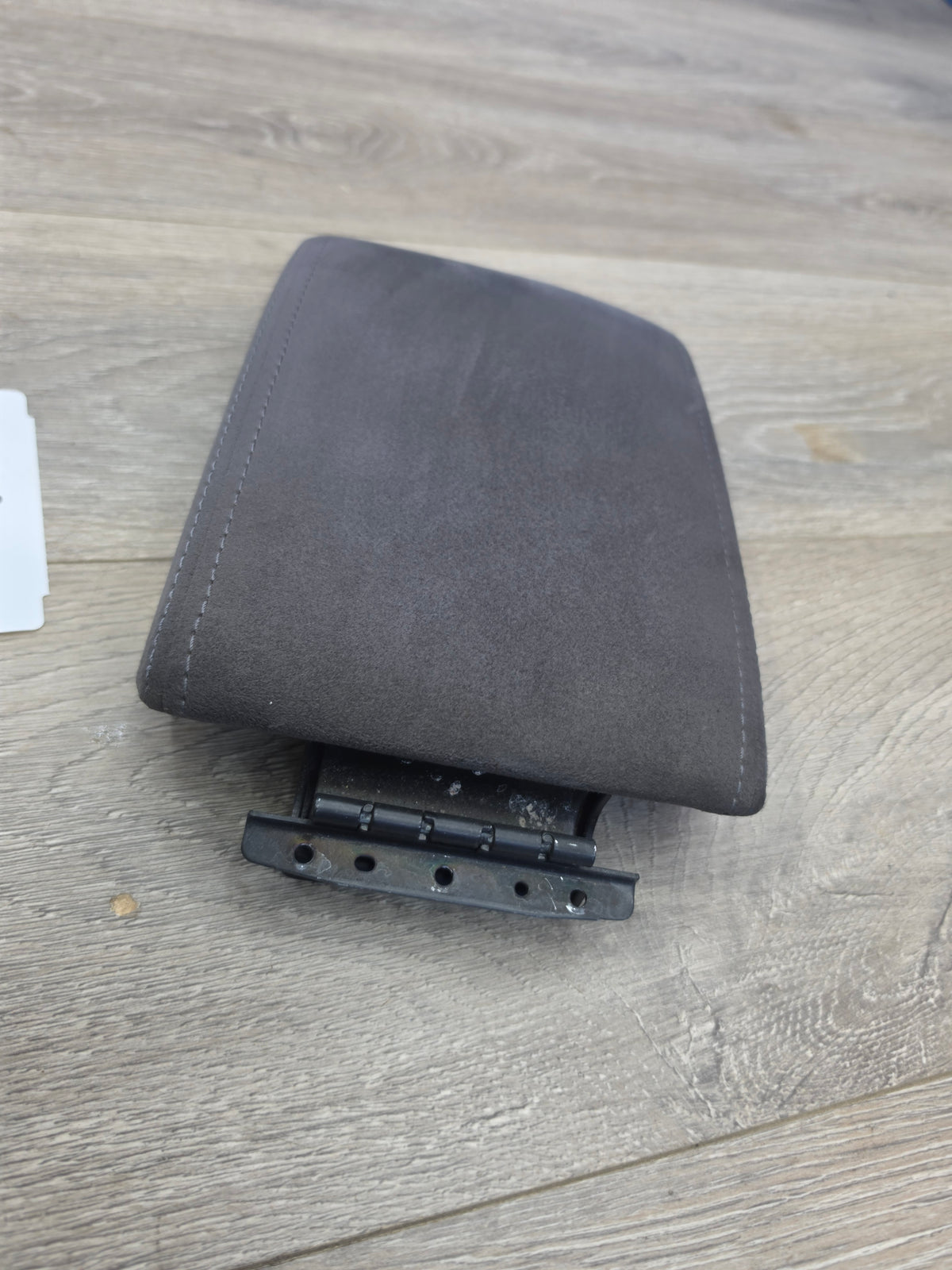 2008-2010 Subaru wrx sti 2.5 center console Alcantara Armrest 156k image 2