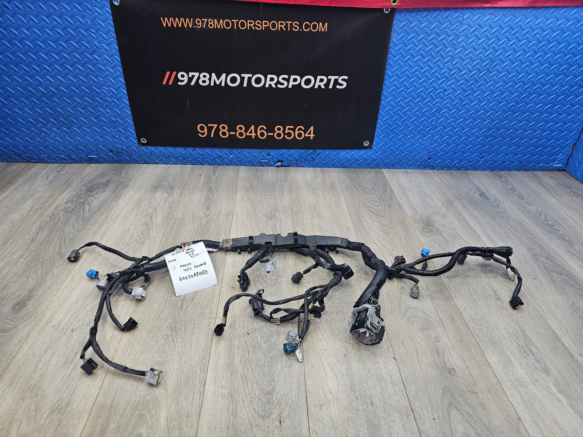 2008 Subaru Legacy outback xt 2.5 engine wire harness  24020AE050 144k image 0