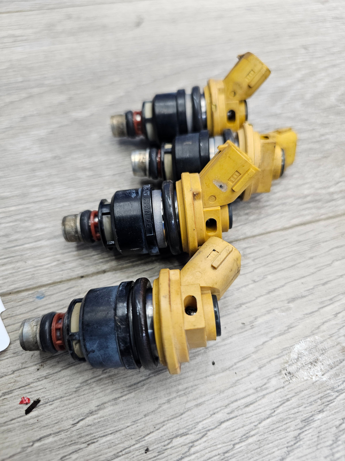 2004-2006 Subaru wrx sti 2.5 oem side feed fuel injector set 16600AA170 image 5