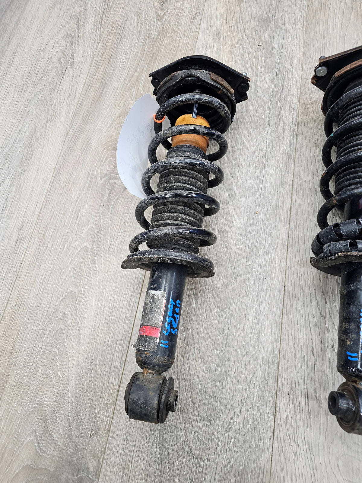 2010-2014 Subaru legacy sedan 2.5 aftermarket rear strut shock pair  image 2