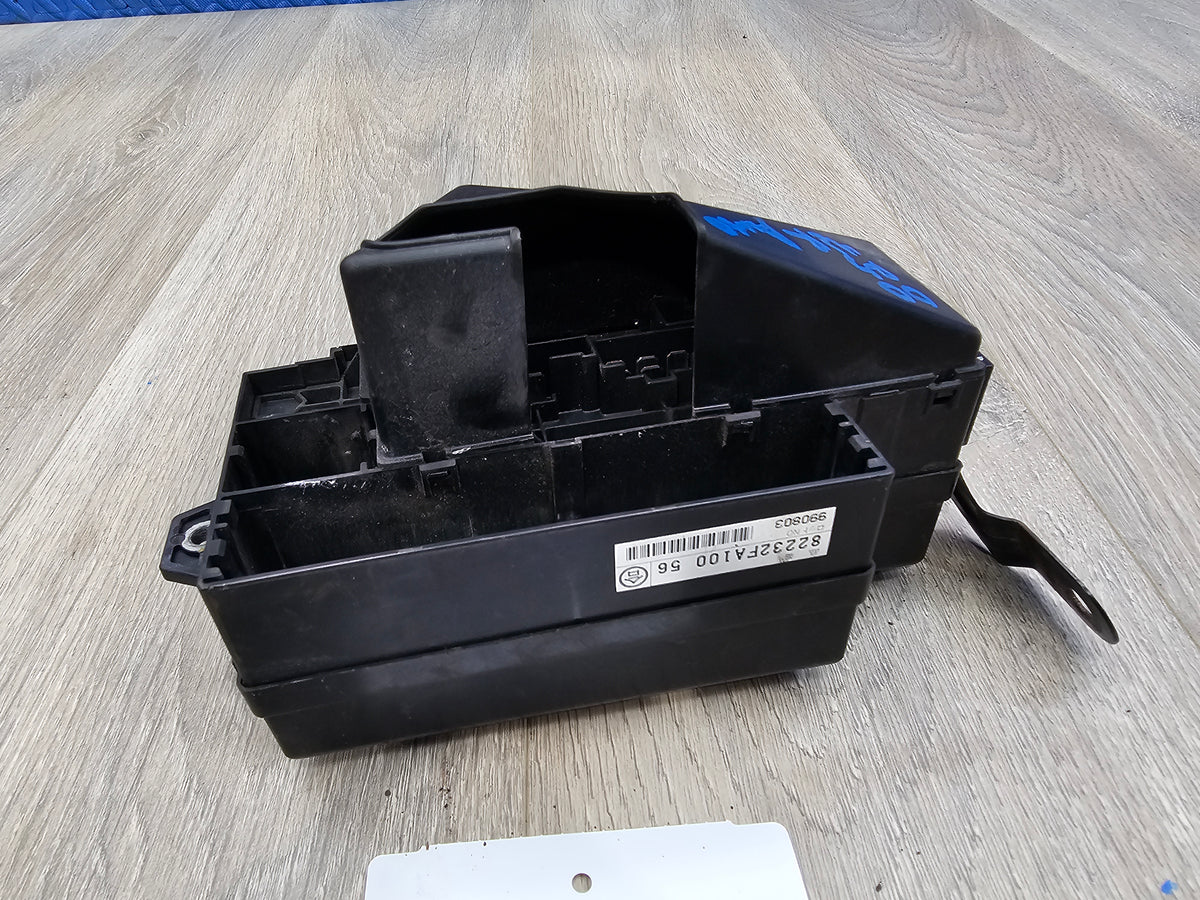 2000-2001 Subaru impreza rs sedan 2.5 engine bay fuse box 82232FA100 image 5