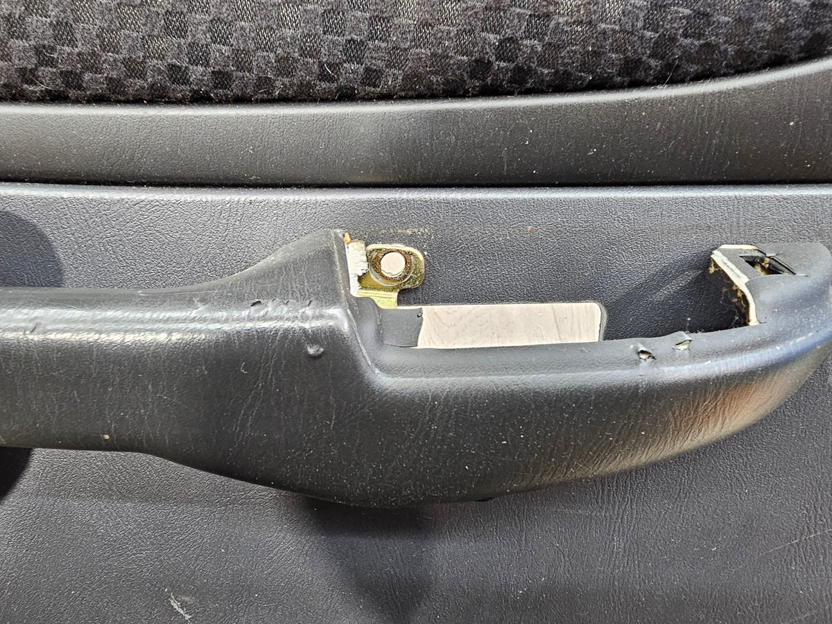 2000-2001 Subaru impreza rs sedan 2.5 left driver rear door panel  image 7