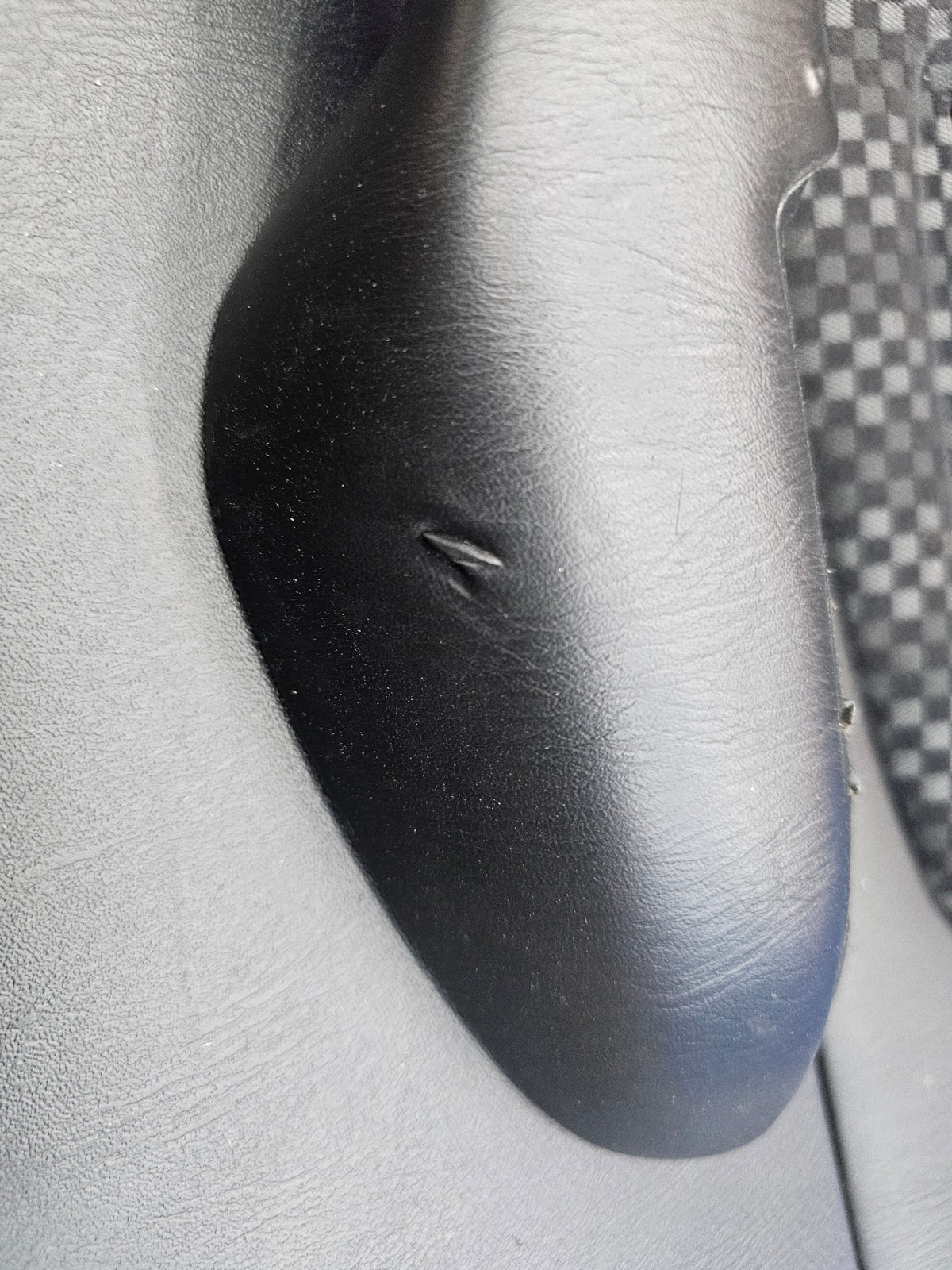 2000-2001 Subaru impreza rs sedan 2.5 left driver rear door panel  image 4