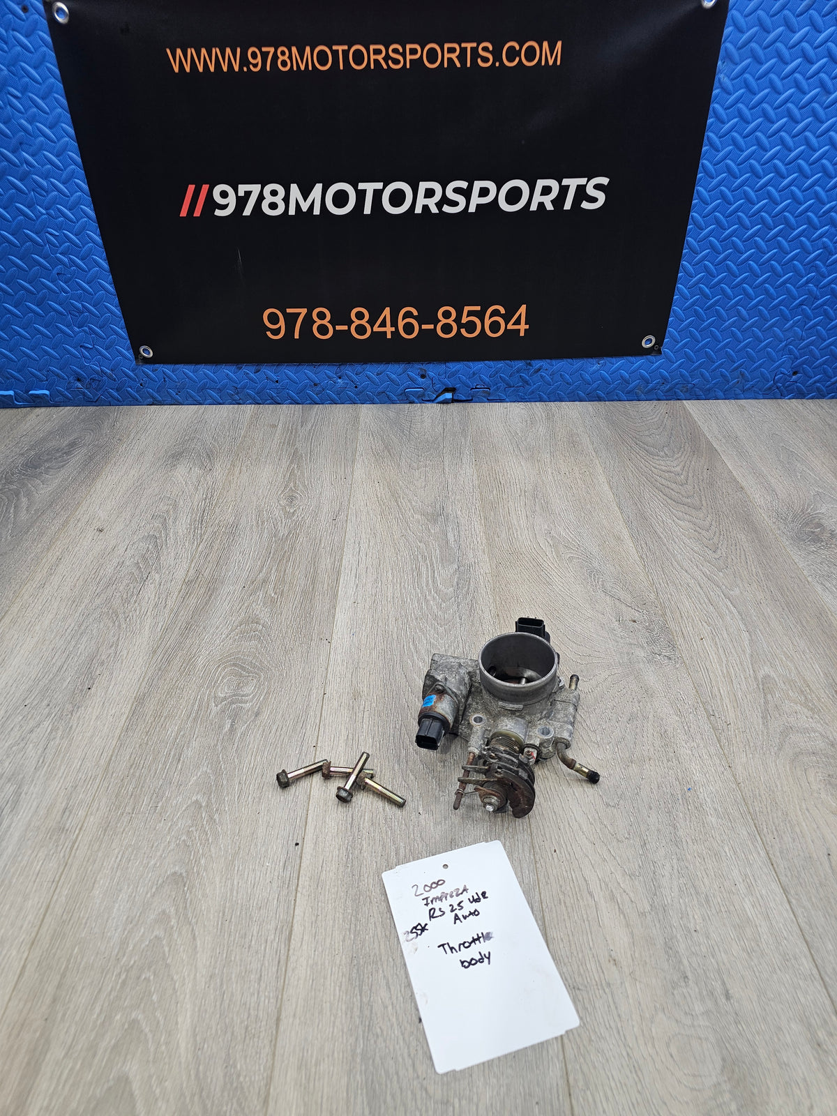 2000-2001 Subaru impreza rs sedan 2.5 Throttlebody 16114AA830 image 0
