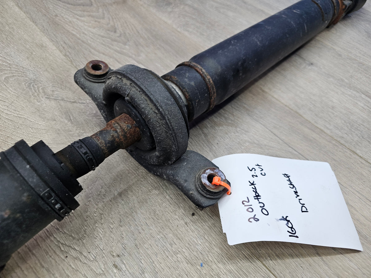 2010-2012 Subaru outback 2.5 A/T Driveshaft 27111AJ11B 160k image 3