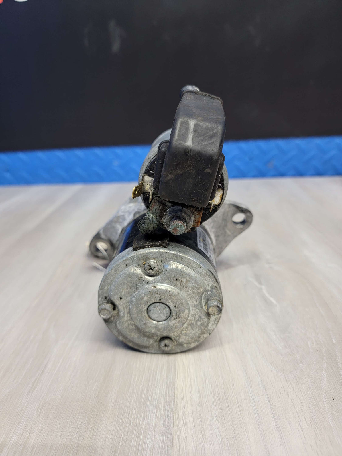 2017 Subaru wrx fa20 M/T oem Starter motor assembly  image 4