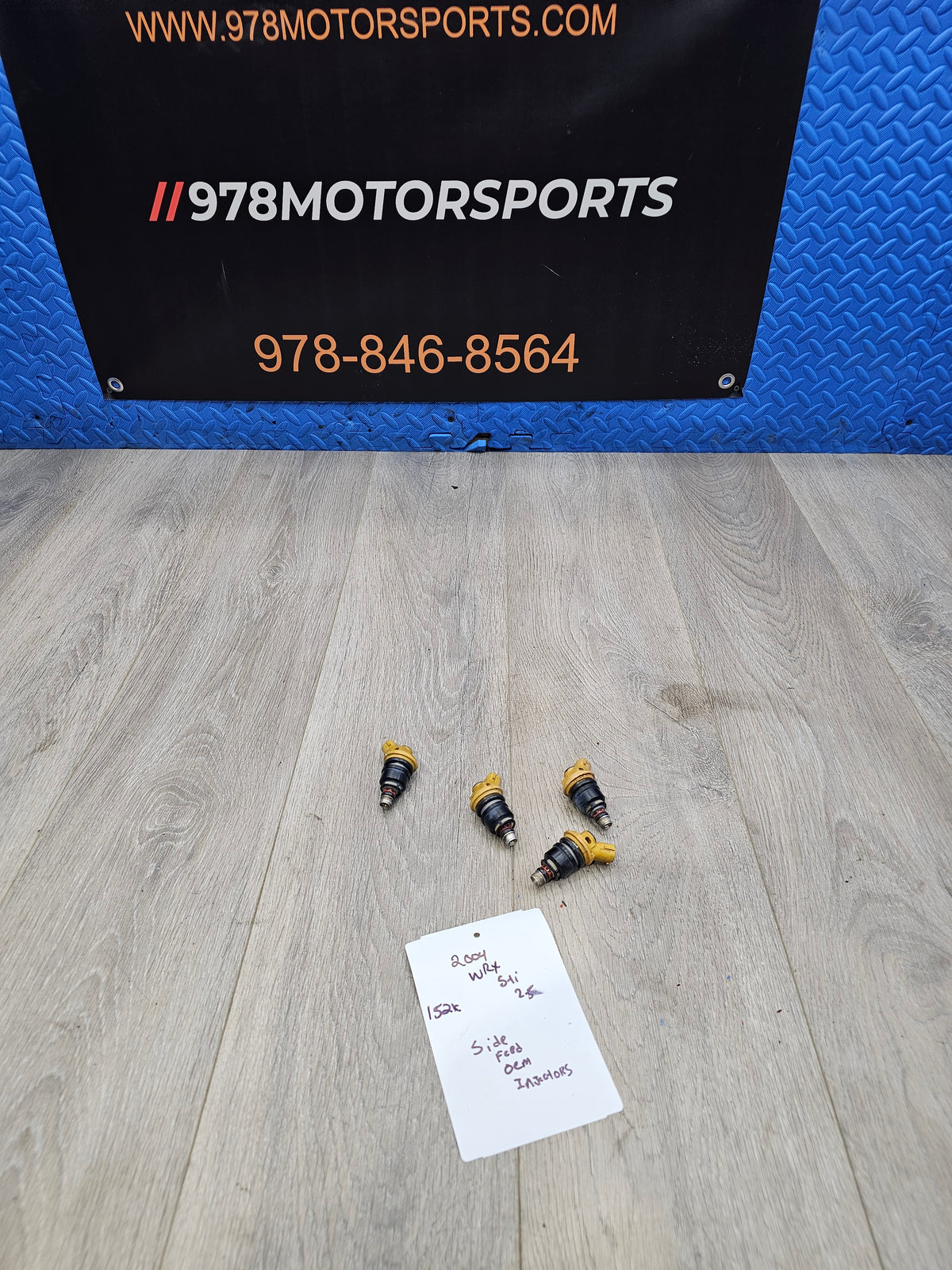 2004-2006 Subaru wrx sti 2.5 oem side feed fuel injector set 16600AA170 image 0