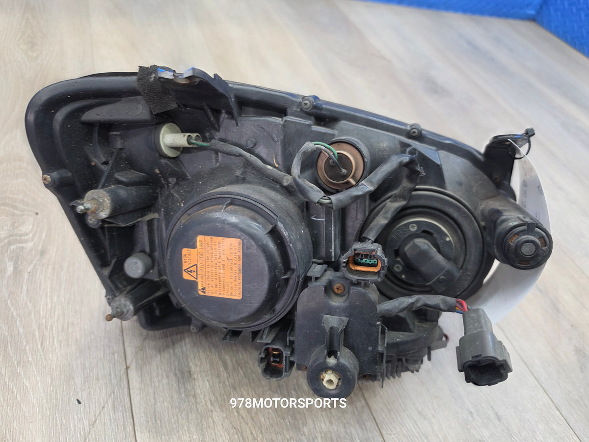2005 Subaru wrx sti left driver hid headlight
