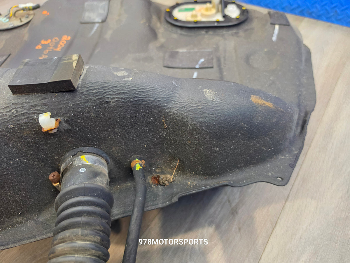 2004 Subaru legacy outback 3.0 gas fuel tank 42012AE05A