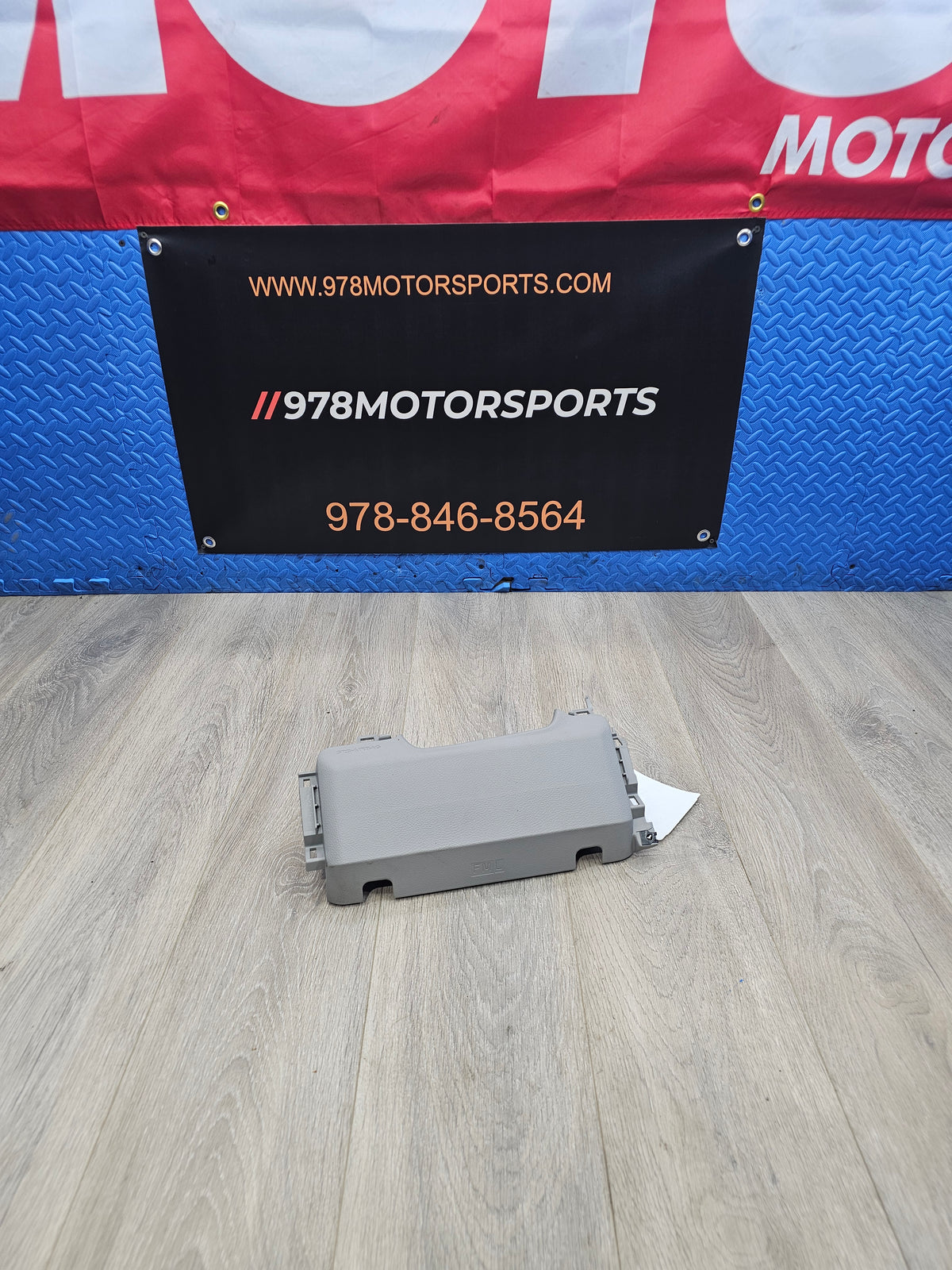 2014-2018 Subaru forester 2.5 knee airbag 98301SG010LL