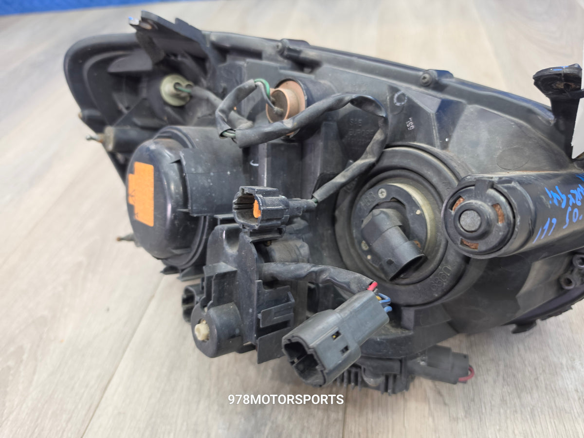 2005 Subaru wrx sti left driver hid headlight